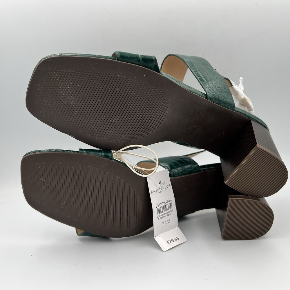 NEW! Ann Taylor Crocodile Embossed Double Strap Block HeeL Sandals Green 7.5 - Picture 11 of 11